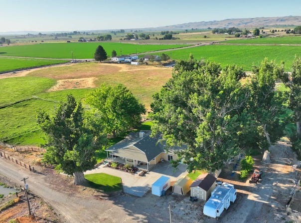 2318 Pioneer Road, Homedale, ID 83628