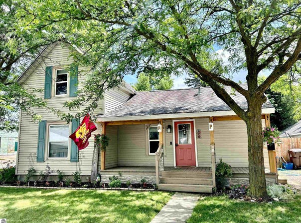820 N Lansing Street, Mt Pleasant, MI 48858