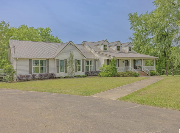 301 SHELBY DRIVE, PELL CITY, AL 35128