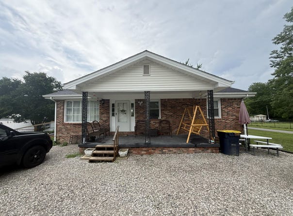 1241 Flat Gap Road, Berea, KY 40403