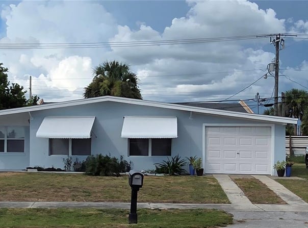 141 DUXBURY AVENUE, PORT CHARLOTTE, FL 33952