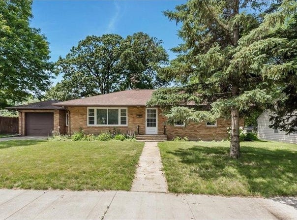 1220 Irving Street, Alexandria, MN 56308