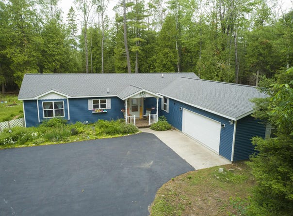 7120 Belfair Drive, Presque Isle, MI 49777