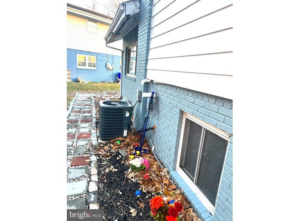 11321 COLLEGE VIEW DRIVE, SILVER SPRING, MD 20902