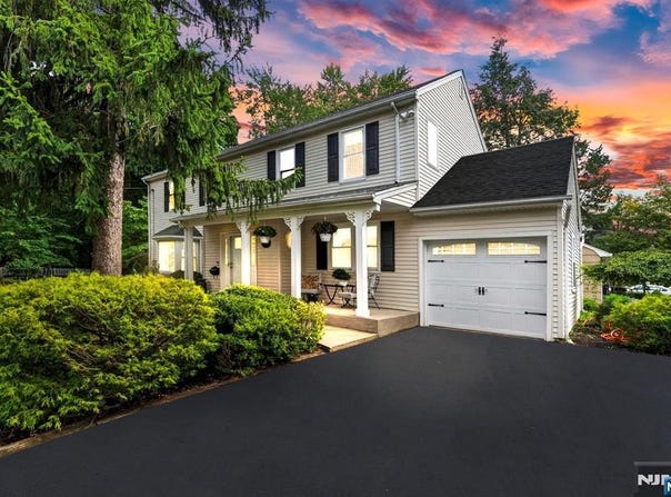 410 Chestnut Street, Paramus, NJ 07652