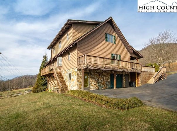 3289 421 N Highway, Boone, NC 28607
