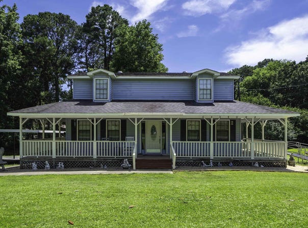3317 VIRGINIA DRIVE, HUEYTOWN, AL 35023