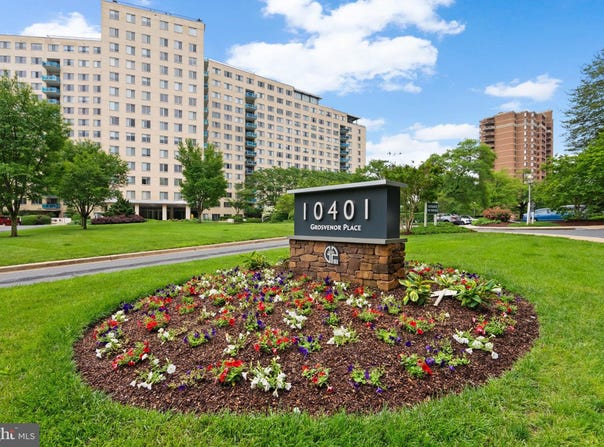10401 GROSVENOR PLACE, ROCKVILLE, MD 20852