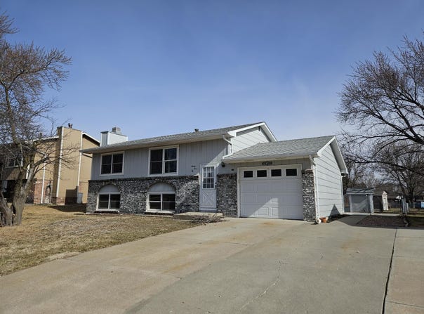 95 Broadmoor, Norfolk, NE 68701