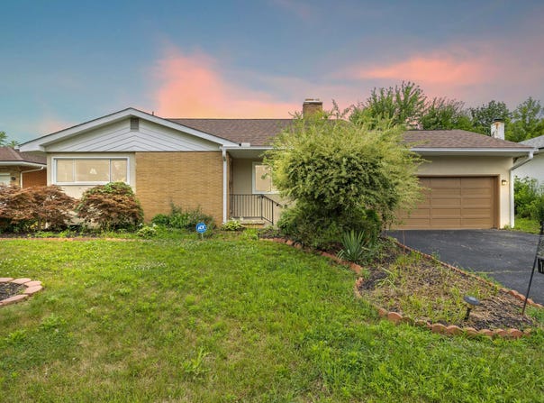 1677 Kenview Road, Columbus, OH 43209
