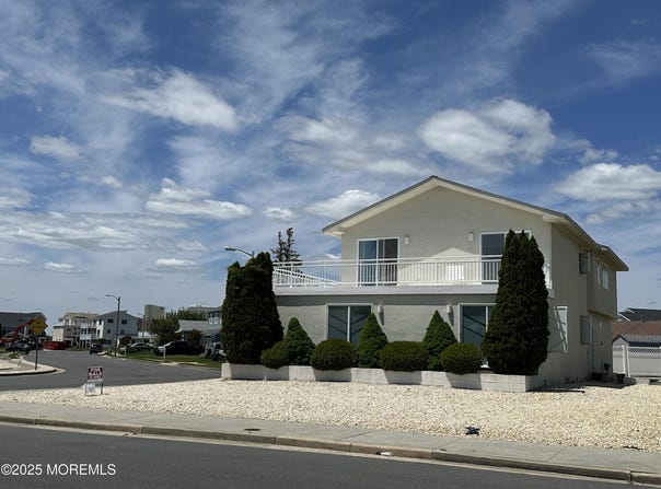 5205 Ocean Drive S, Brigantine City, NJ 08203