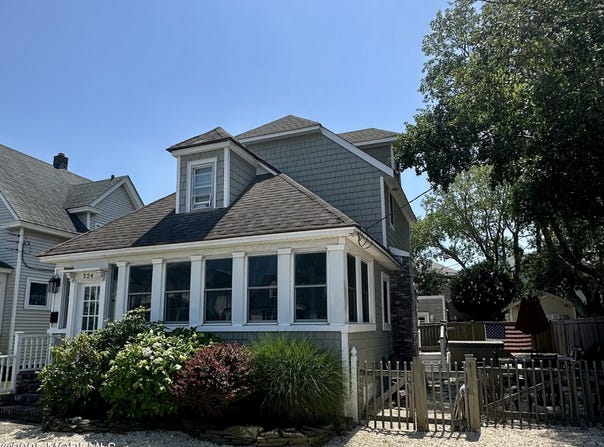 224 5th Street, Beach Haven, NJ 08008