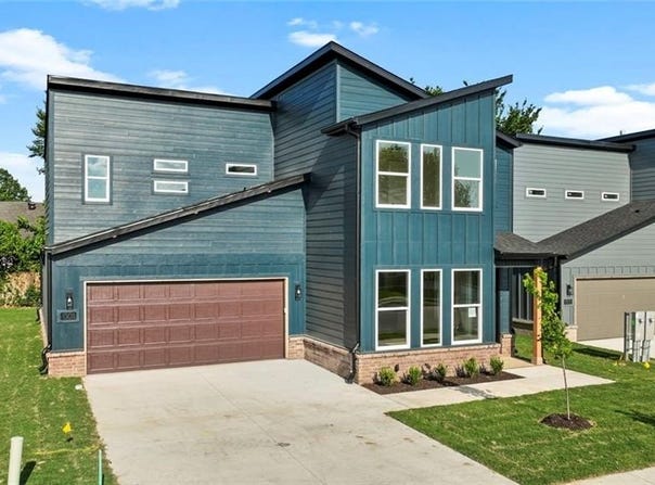 1209  SW Journey  LN, Bentonville, AR 72713