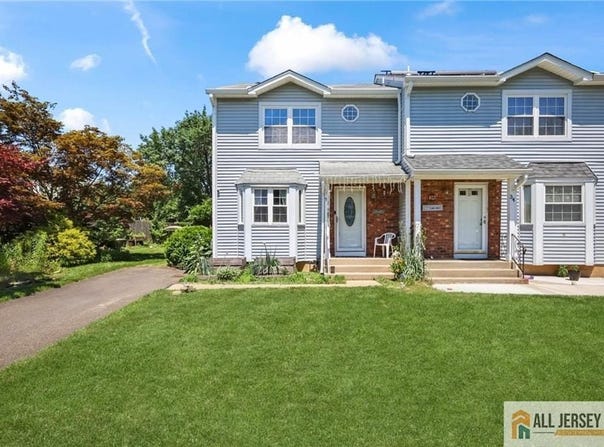 36 Hannah Drive, South Brunswick, NJ 08810