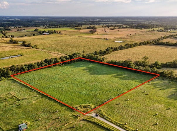 000 W Farm Road 124, Bois D Arc, MO 65612