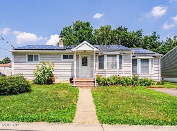 55 Helen Avenue, Freehold, NJ 07728