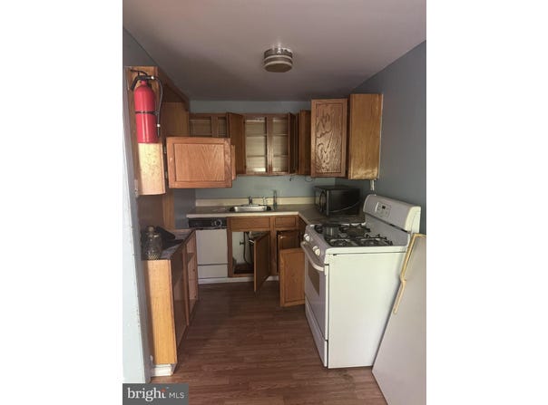 7 W 21ST STREET, CHESTER, PA 19013