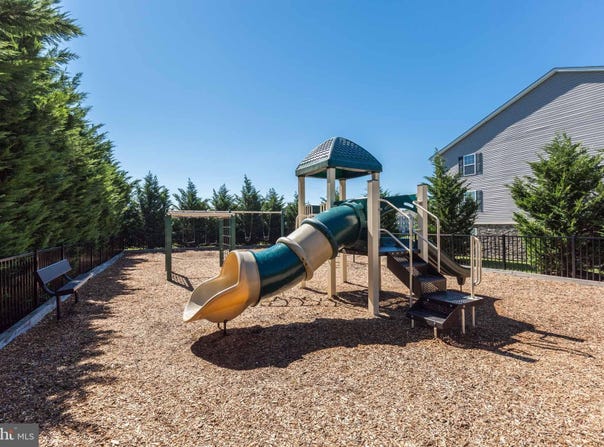 6515 DUNDEE DRIVE, ELDERSBURG, MD 21784