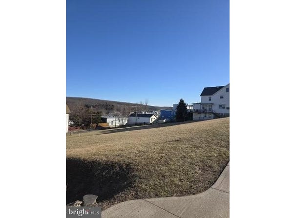 209, 215, & 217 E ABBOTT STREET, LANSFORD, PA 18232