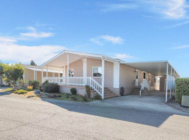 1358 Willow Court, Grants Pass, OR 97527