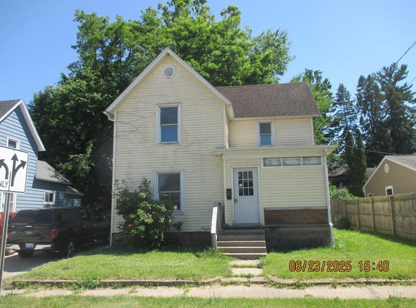 112 E Green Street, Hastings, MI 49058