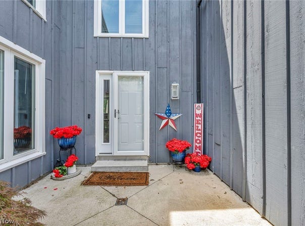 3931 Hilltop Drive, Huron, OH 44839