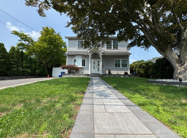 245 E GOLF Avenue, South Plainfield, NJ 07080