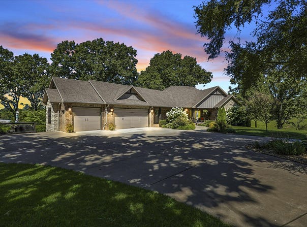 715 Goldenrod Road, Ozark, MO 65721