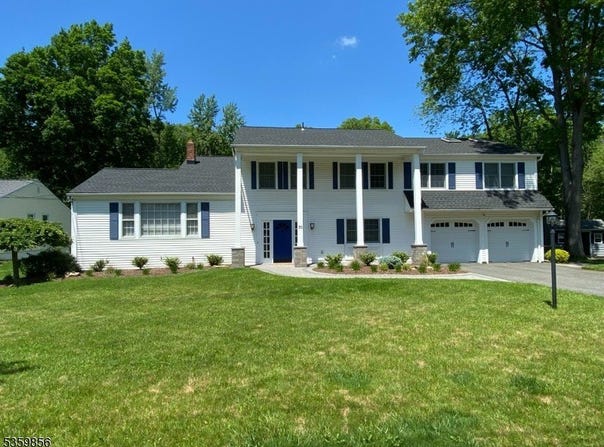 30 Normandy Dr, Parsippany-Troy Hills Twp., NJ 07054-4068