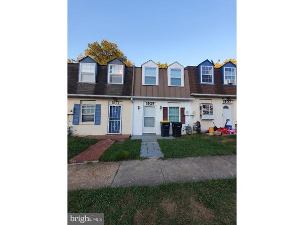 1909 DUTCH VILLAGE Drive, HYATTSVILLE, MD 20785