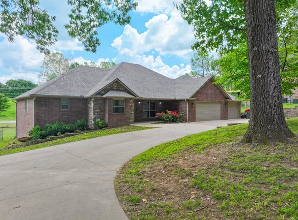 3417 Scenic Drive, Grove, OK 74344