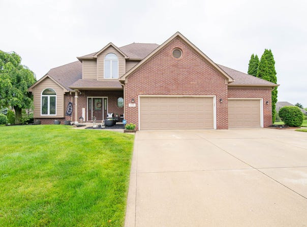 1145 Forest Commons Drive, Avon, IN 46123