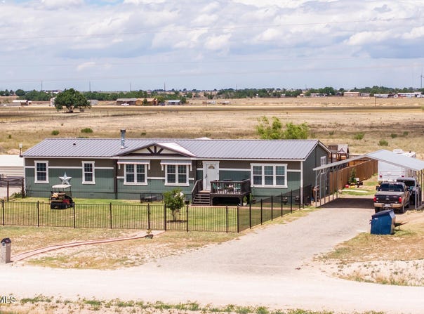 10504 County Rd 7000, Wolfforth, TX 79382