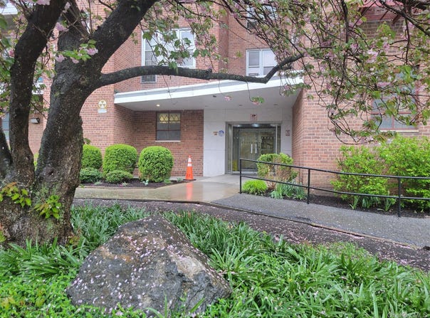 245 Rumsey Road, Yonkers, NY 10701
