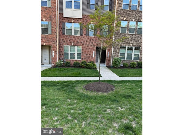 10111 DORSEY LANE, LANHAM, MD 20706