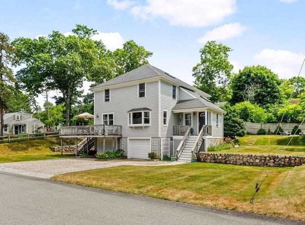 37 Berkeley Drive, East Falmouth, MA 02536