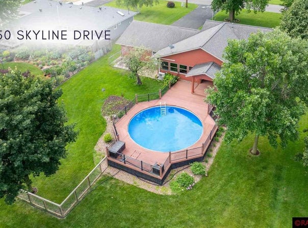 50 Skyline Drive, Mankato, MN 56001