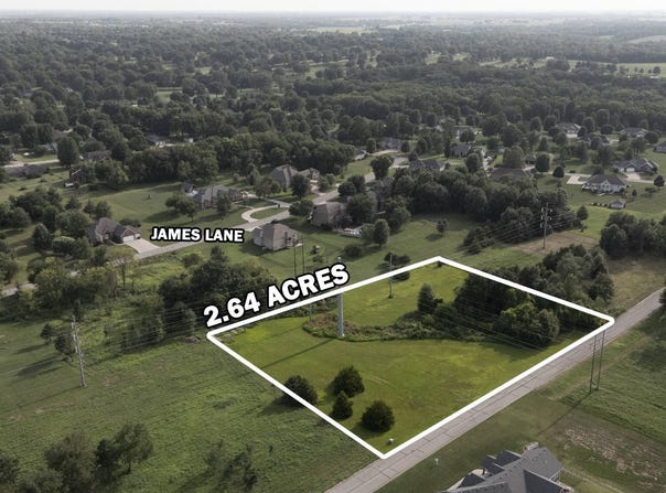 0000 James Ln, Sedalia, MO 65301
