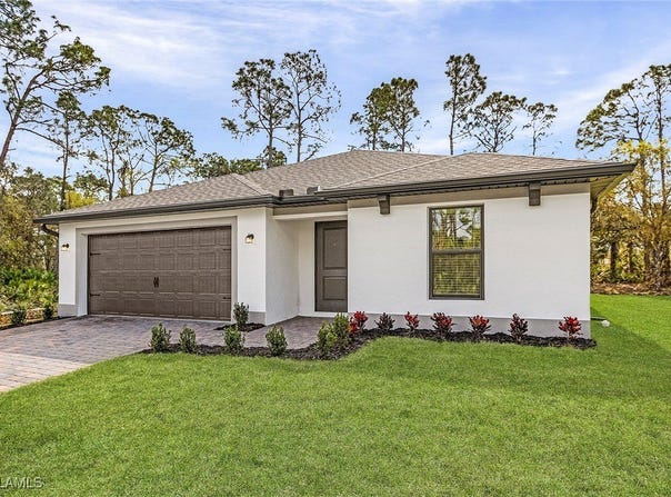 3015 NE 1st Place, Cape Coral, FL 33909