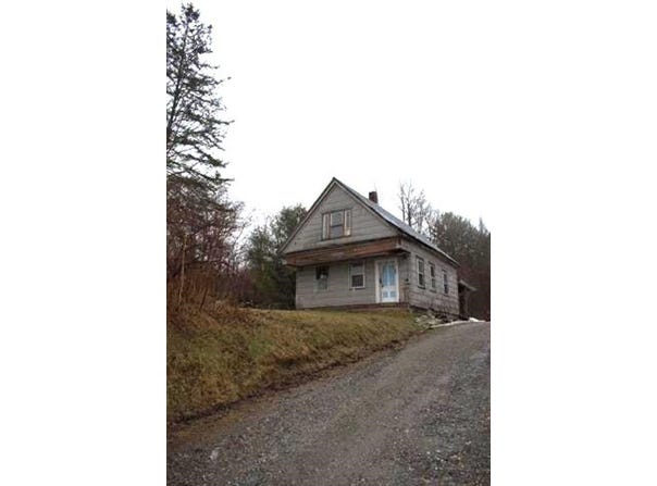 98 South Street, Concord, VT 05824