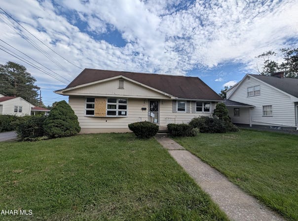 414 Beech Street, Hollidaysburg, PA 16648