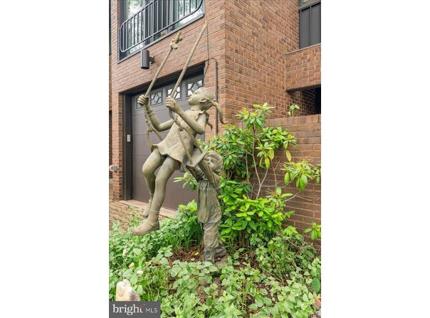 20 WILLOW STREET, PRINCETON, NJ 08540