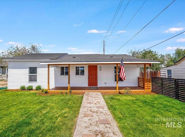 714 Walnut St, Buhl, ID 83616