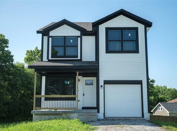 4719 E 135th Court, Grandview, MO 64030