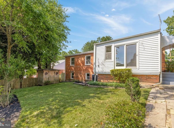 8921 WHITNEY STREET, SILVER SPRING, MD 20901