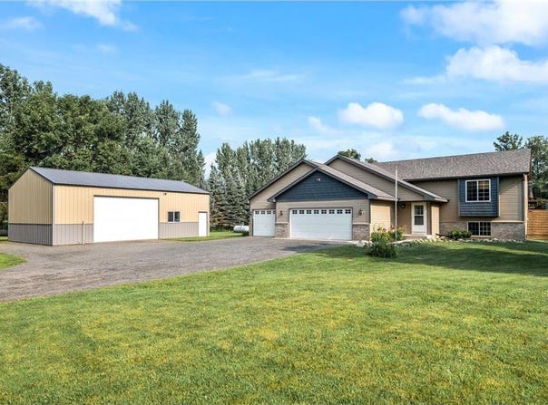 16334 373rd Street, Amador Twp, MN 55084