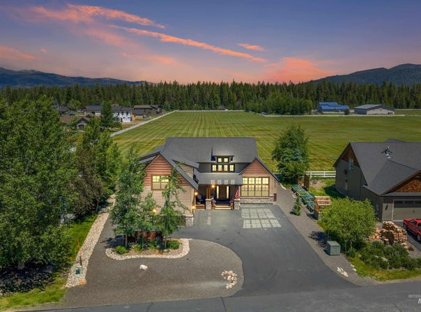 1477 Dragonfly Loop, McCall, ID 83638