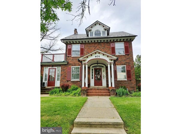 401 LANCASTER, SHILLINGTON, PA 19607