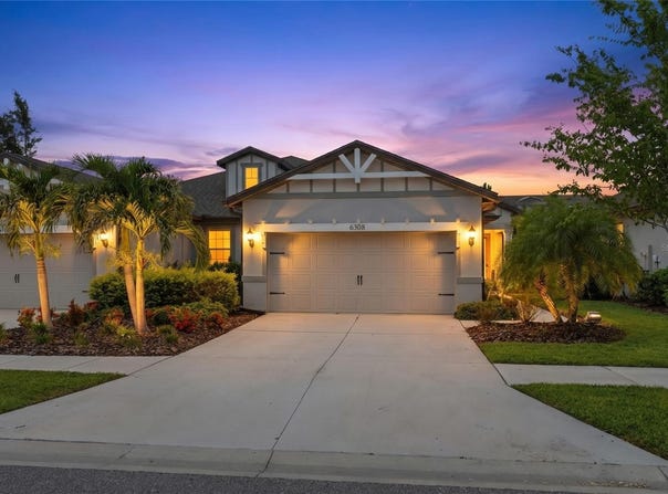 6308 MOORING LINE Circle, APOLLO BEACH, FL 33572