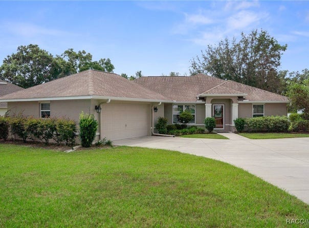 1718 N Wembley Drive, Crystal River, FL 34429